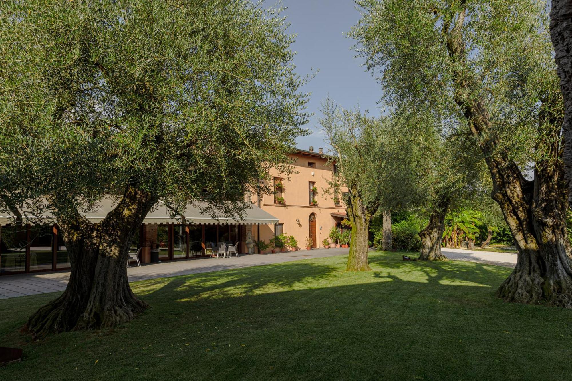 Agriturismo Ripa Del Bosco Capriolo Luaran gambar