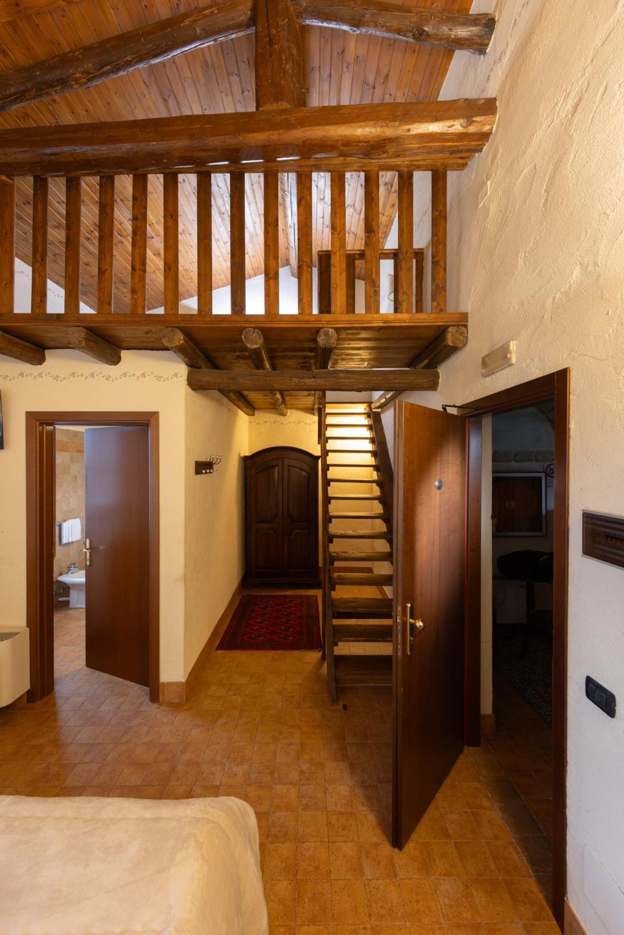 Agriturismo Ripa Del Bosco Capriolo Luaran gambar
